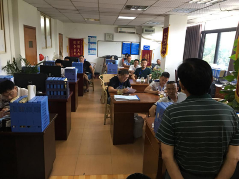 加強(qiáng)安全培訓(xùn)教育，牢固樹立安全意識(shí)