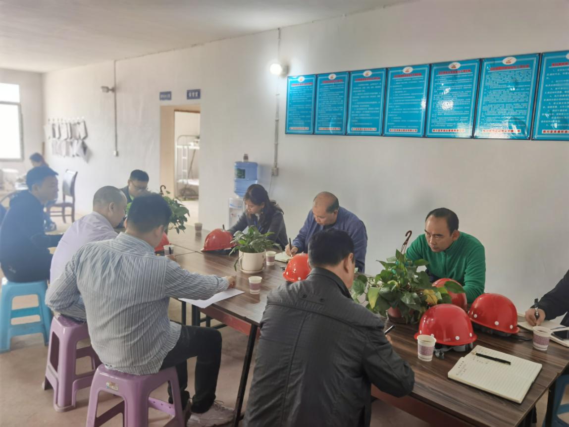 集團公司黨委委員、副總經理任大慶督查指導高捷水廠在建工程