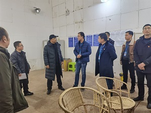 市國資委領導到清源水務集團慰問優(yōu)秀人才、困難黨員并開展節(jié)前安全檢查