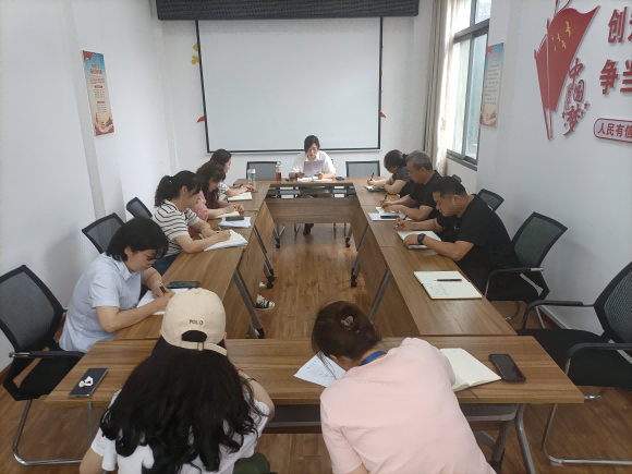 市場(chǎng)營(yíng)銷部召開部門工作例會(huì)
